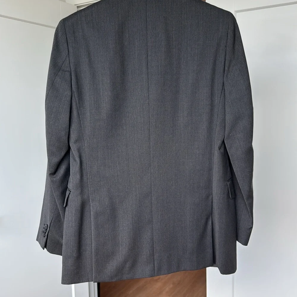 Banana Republic Men’s Suit Jacket Charcoal Grey Tailored Fit 38R